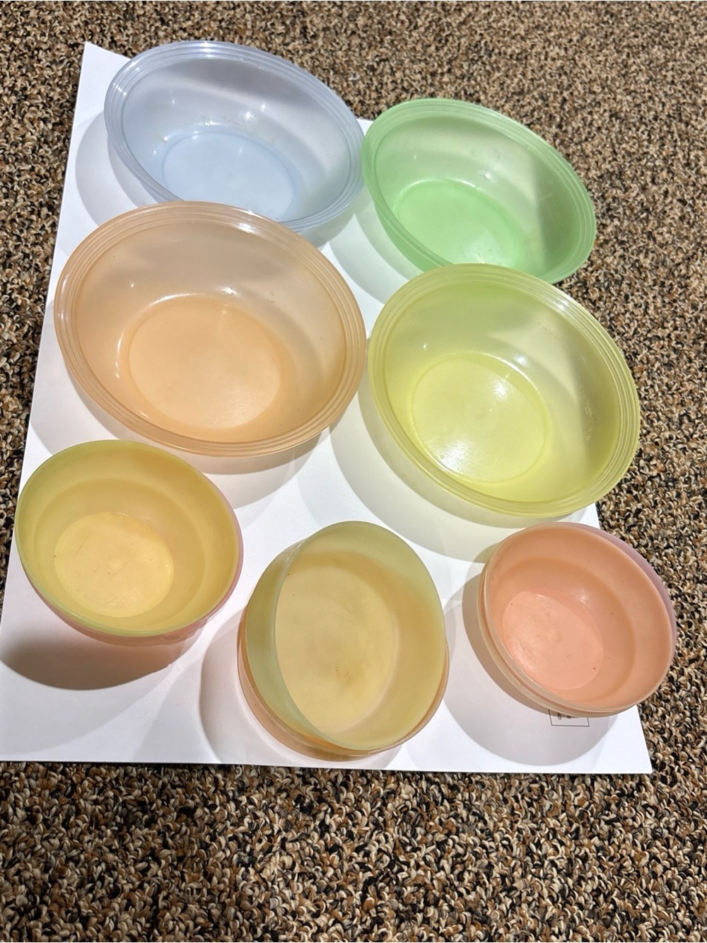 Vintage Tupperware 4pc Cereal Bowls Ripped Edge 7” & Snack Bowls 7pc